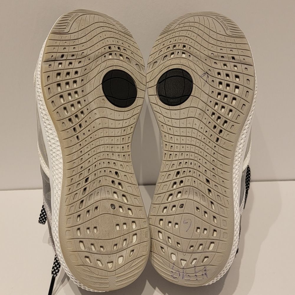 Womens Adidas Gymbreaker Bounce Shoes size 6 - Picture 6 of 6